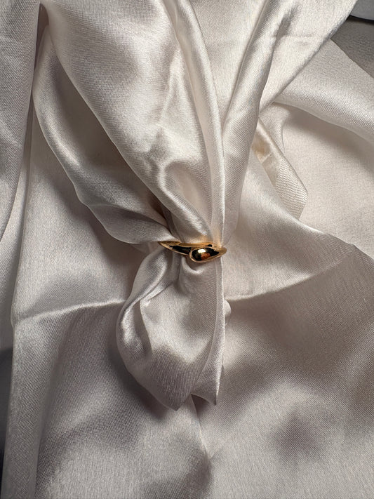 Golden Elegance Ring