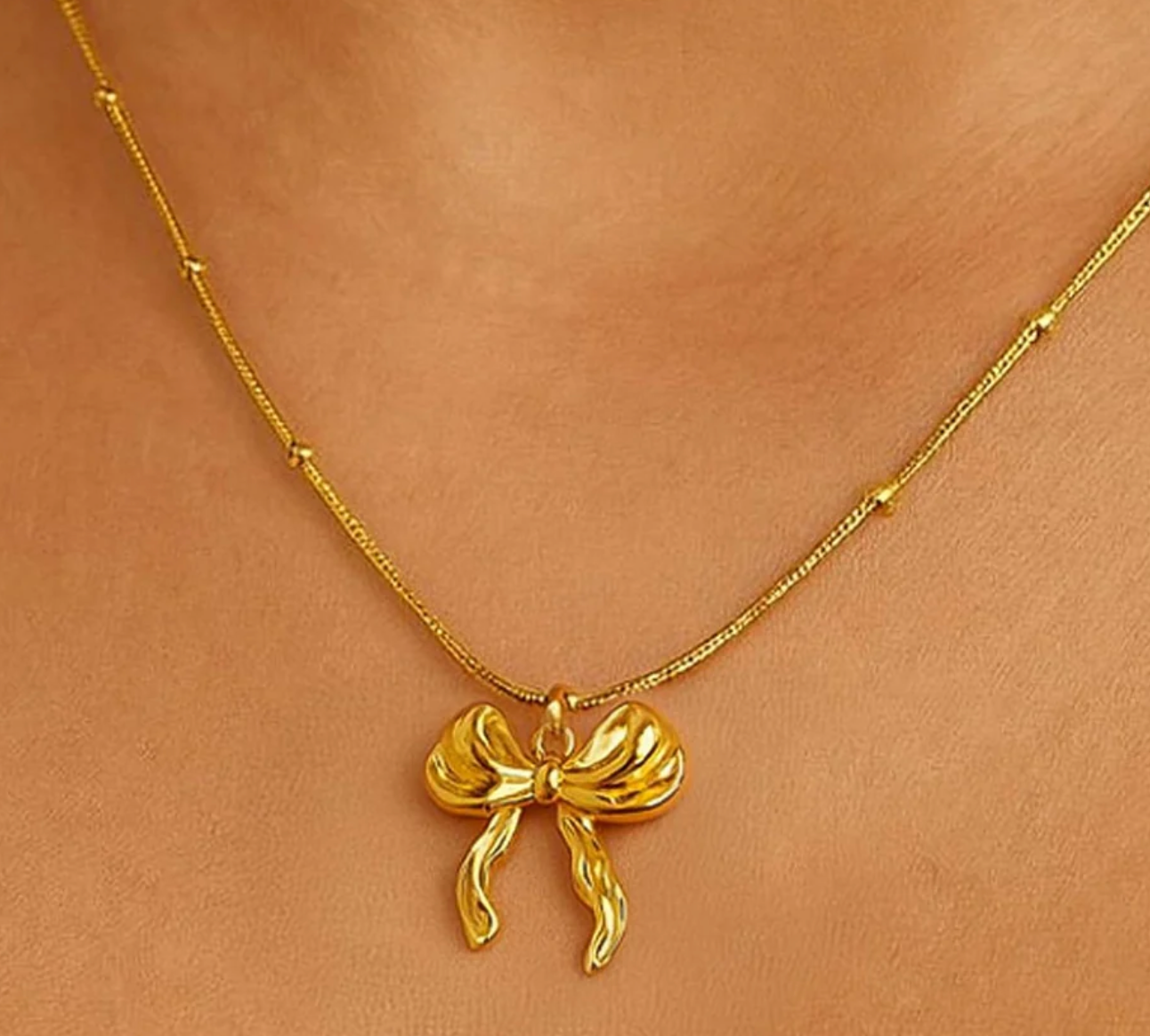 Golden Glam Bow Necklace