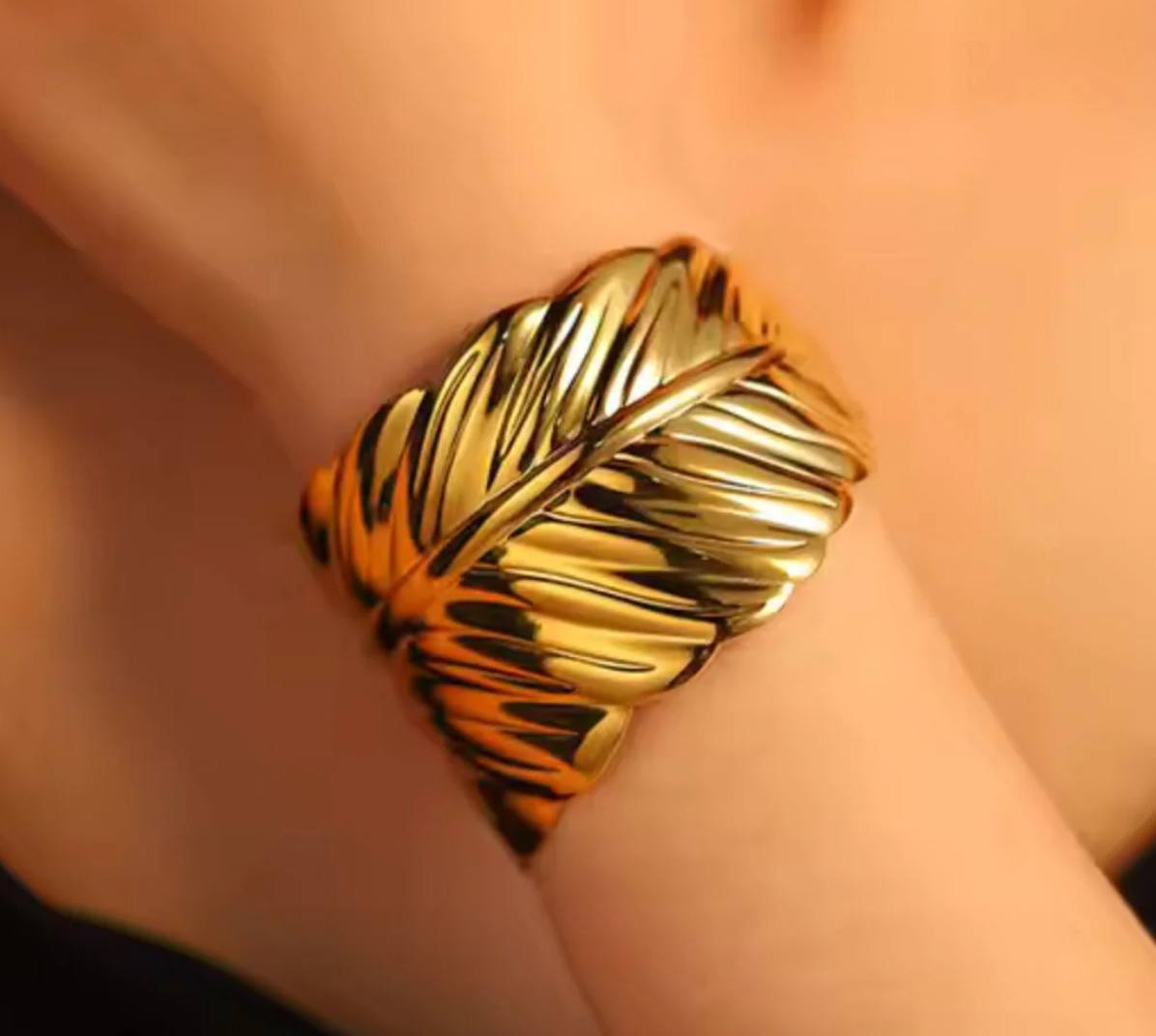 Leaf Design Gold Cuff Bracelet | Nature Inspired Jewelry | Luxury Gold Plated Open Bangle